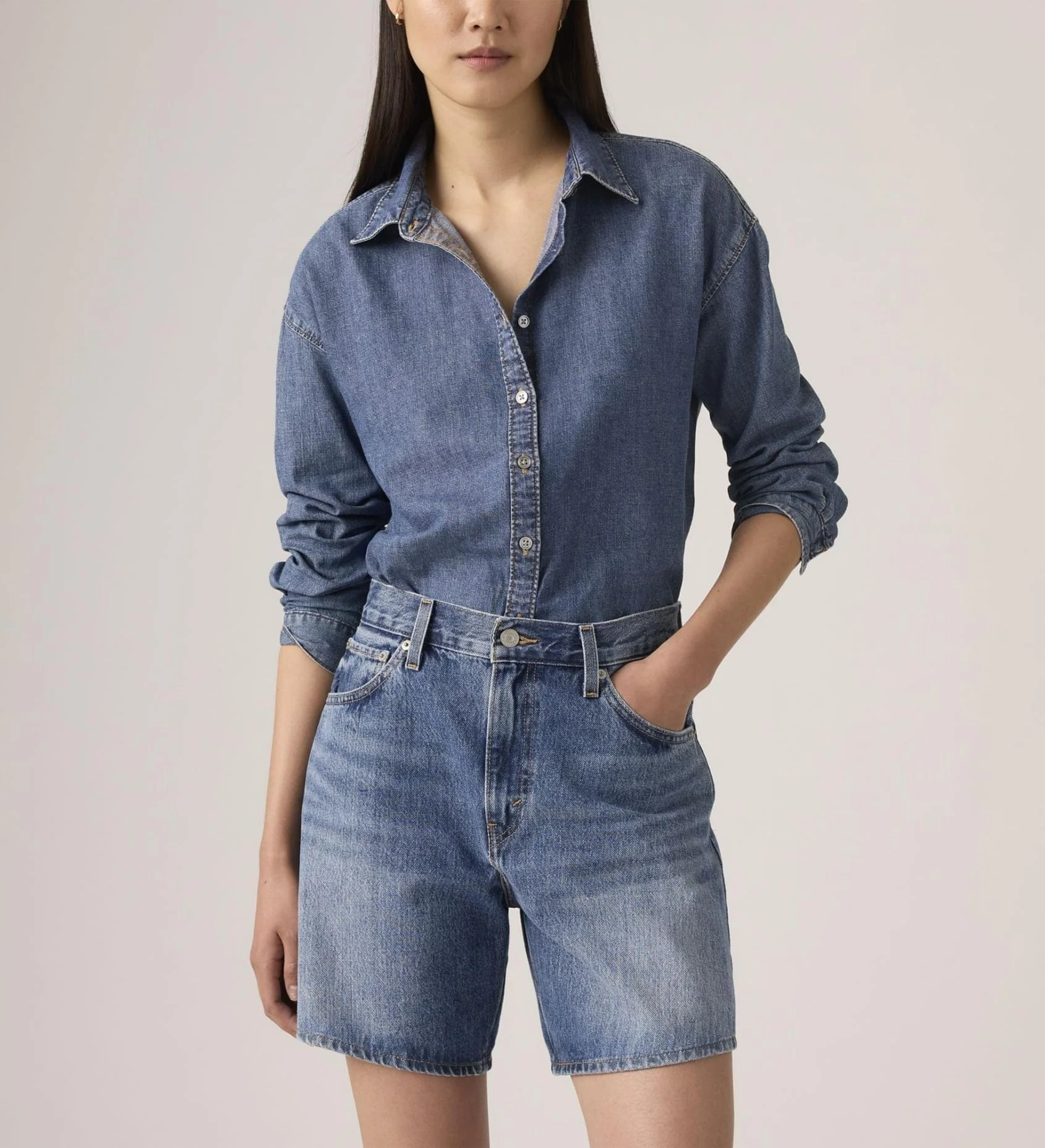 high-rise-baggy-shorts-light-denim-loose-fit