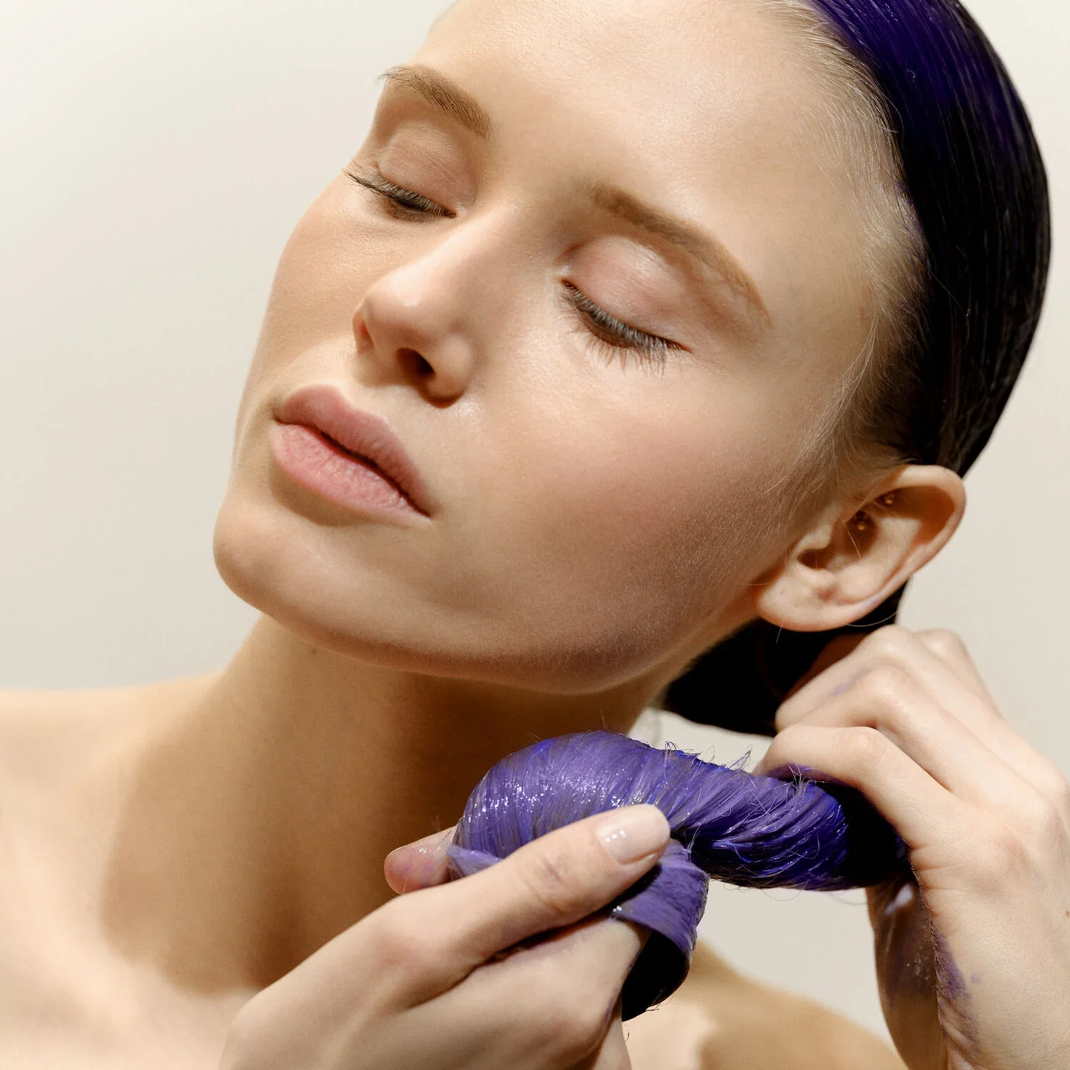 hair-care-mask-nourishing-anti-yellow-tones