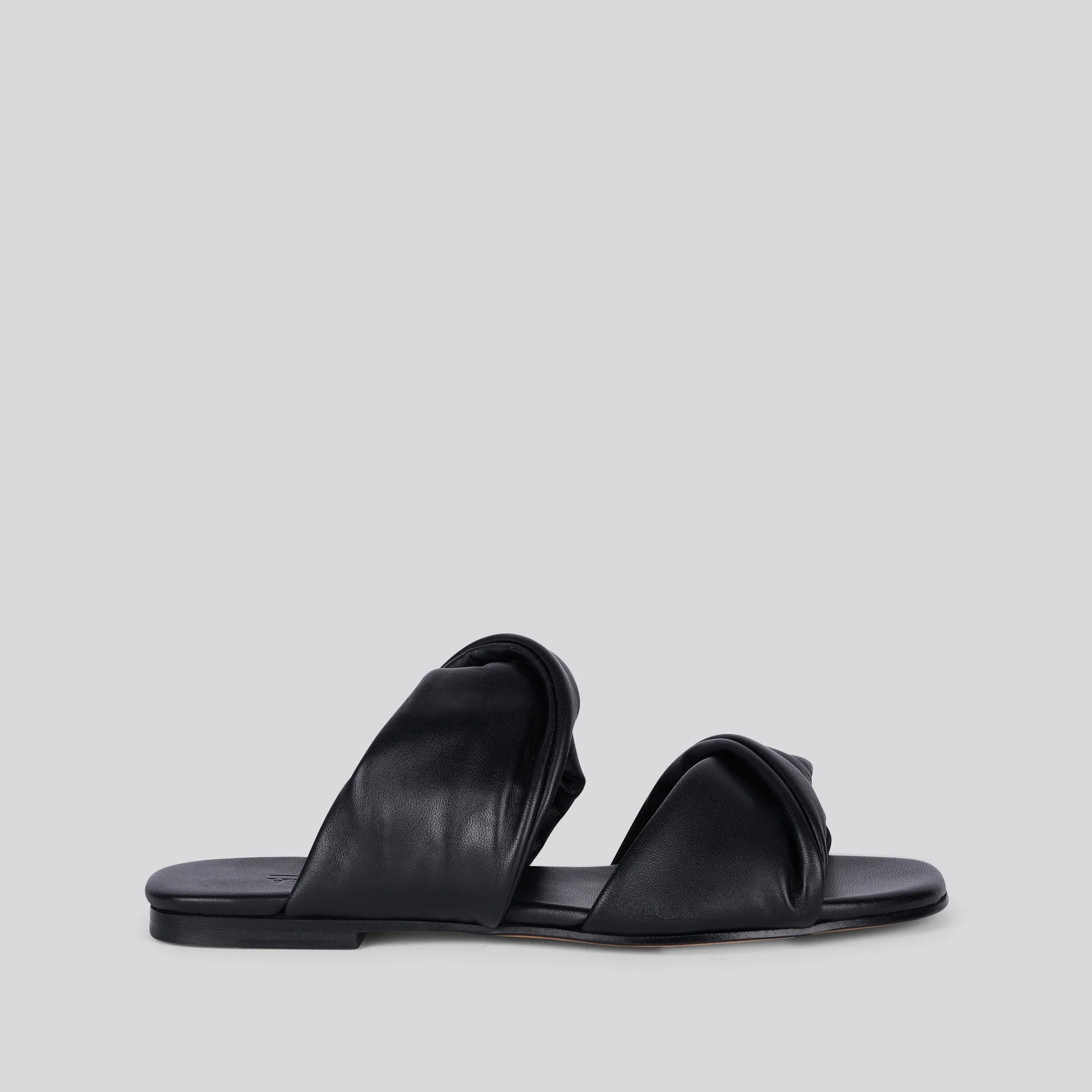 brown-leather-sandals-everyday-comfort-summer-style