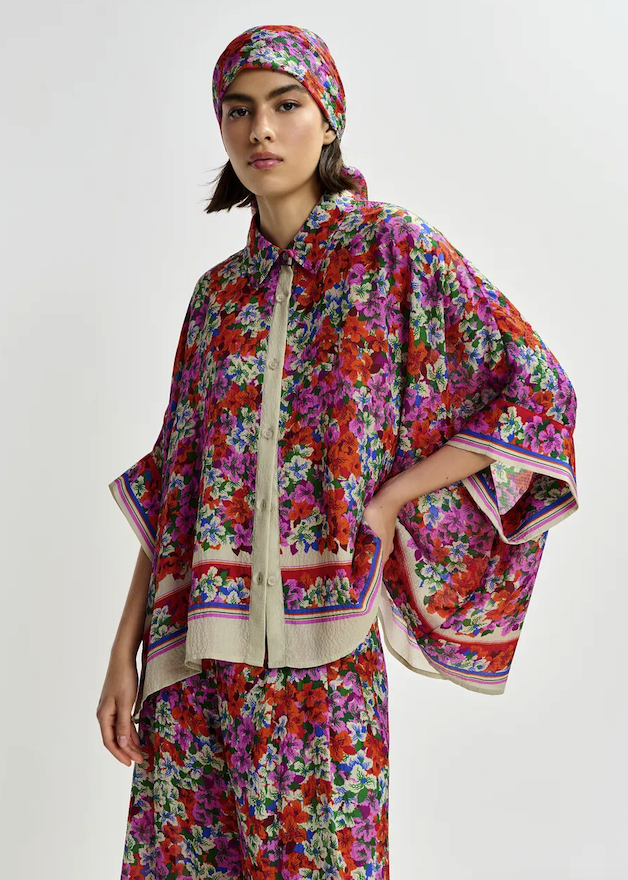 printed-two-piece-set-vibrant-florals-contrast-tones