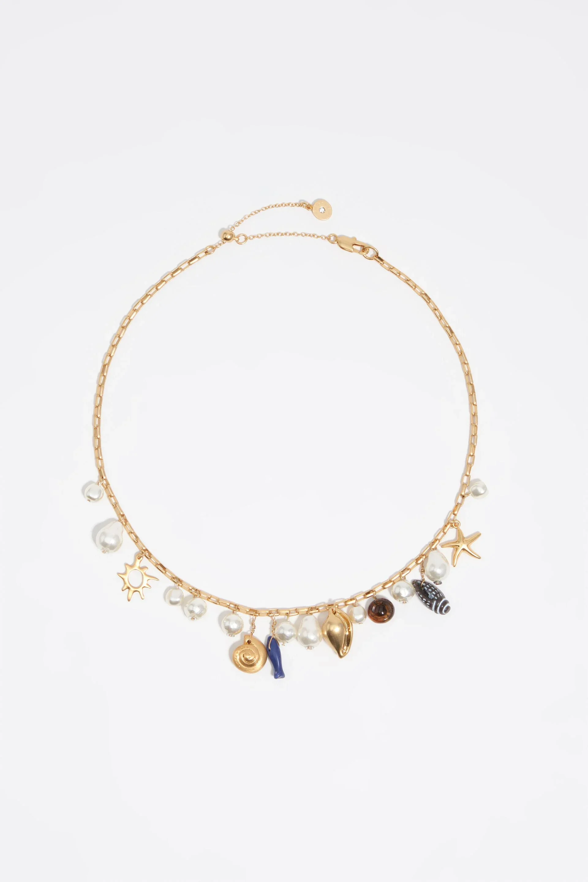 shell-pearl-necklace-beachy-sun-washed-feel