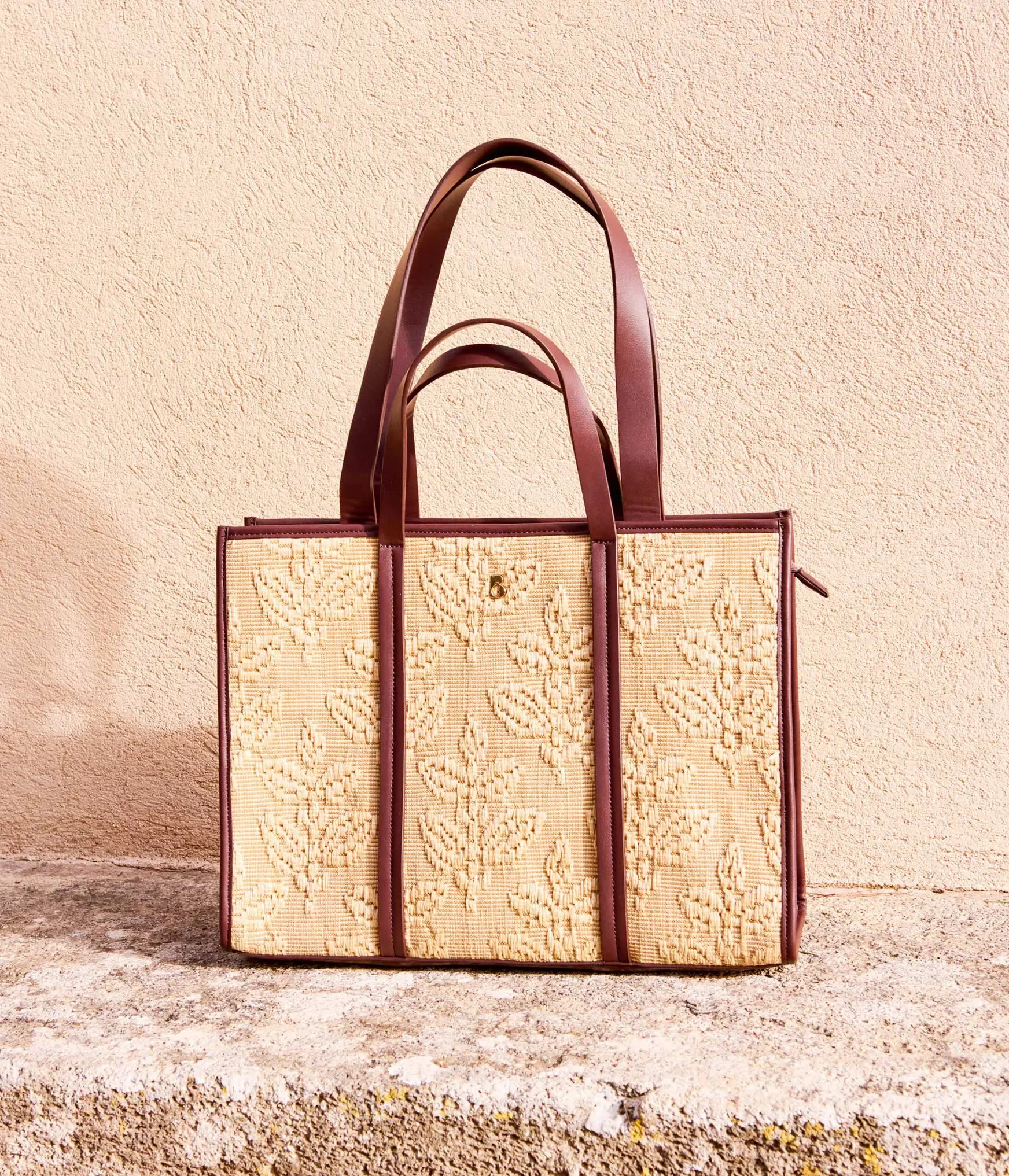 firmine-tote-natural-tones-structured-silhouette