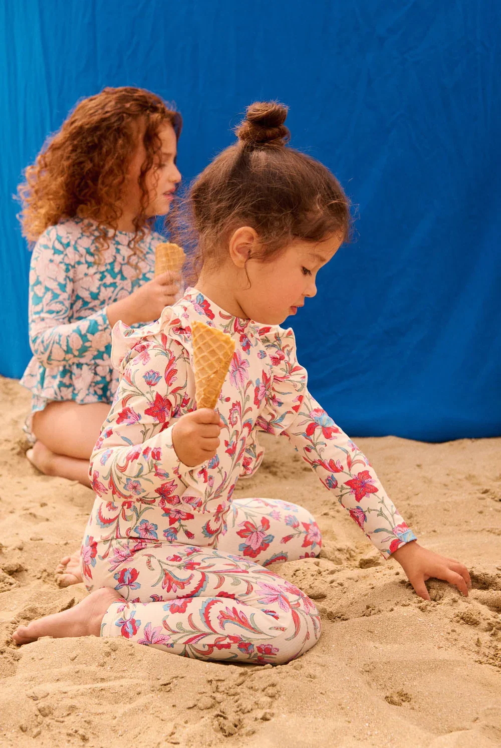 long-sleeve-swimsuit-floral-print-soft-colours