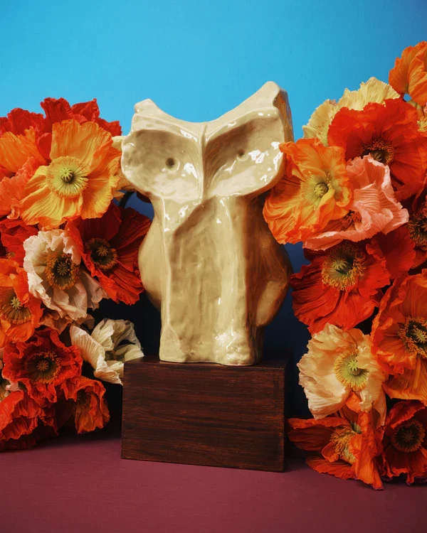 design-vase-owl-shape-colourful-finish