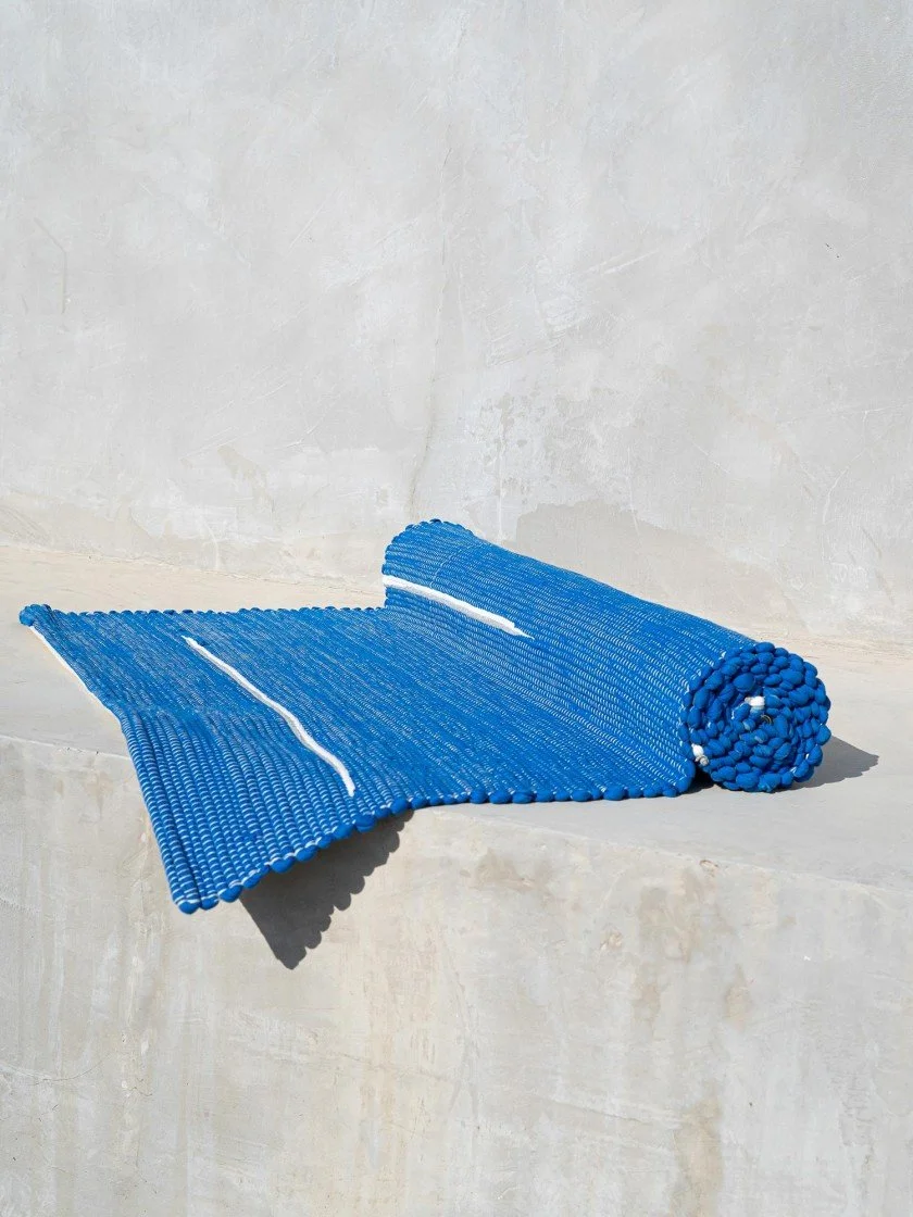 minimal-yoga-mat-earthy-tones-calm-practice