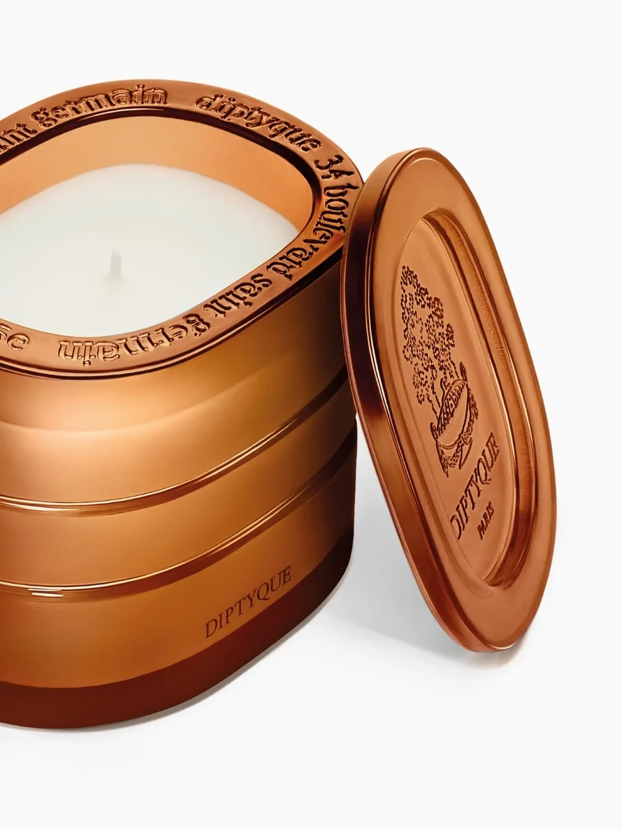 luxury-candle-design-led-object-fragrance-experience
