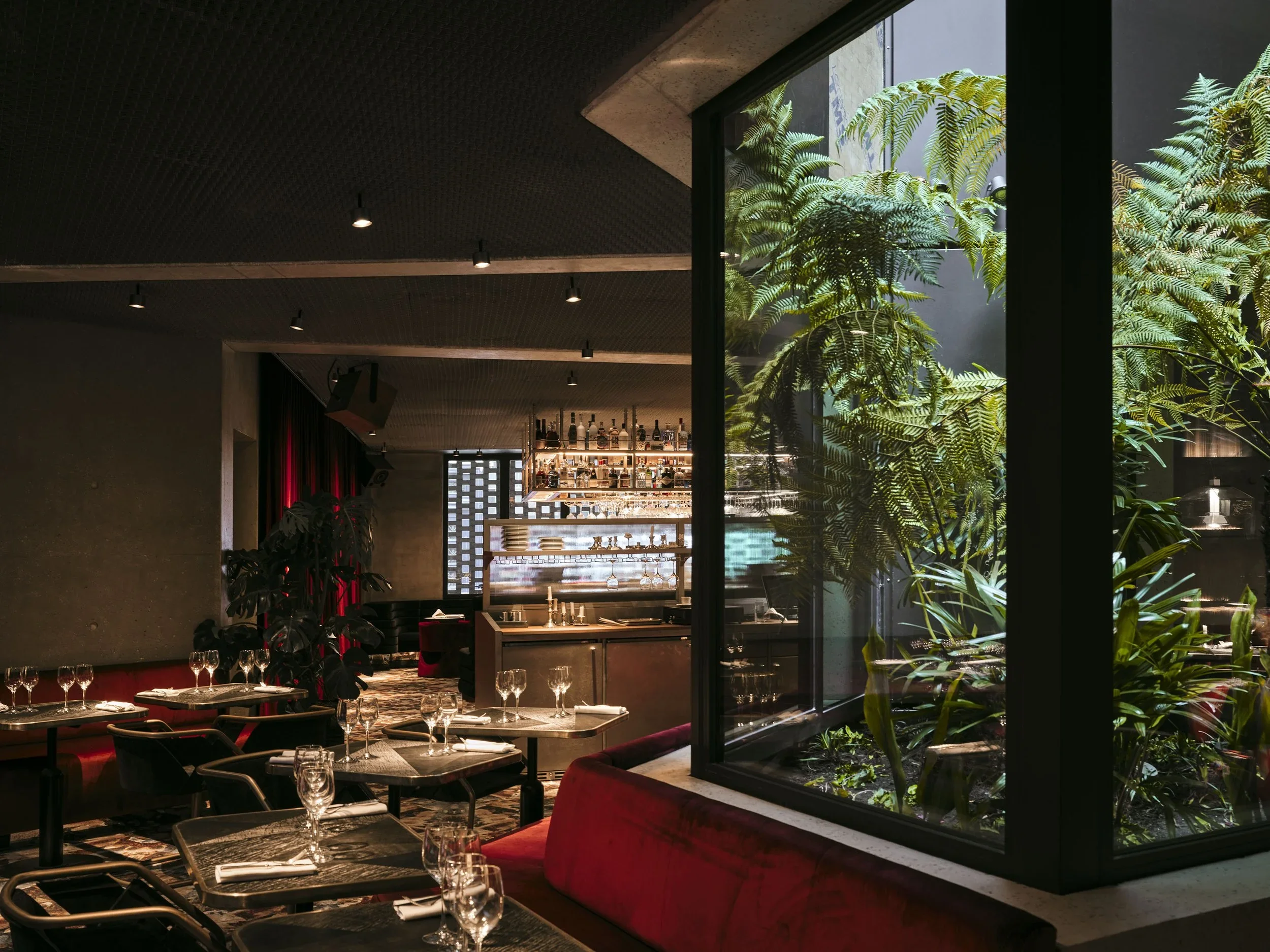 bus-palladium-restaurant.webp
