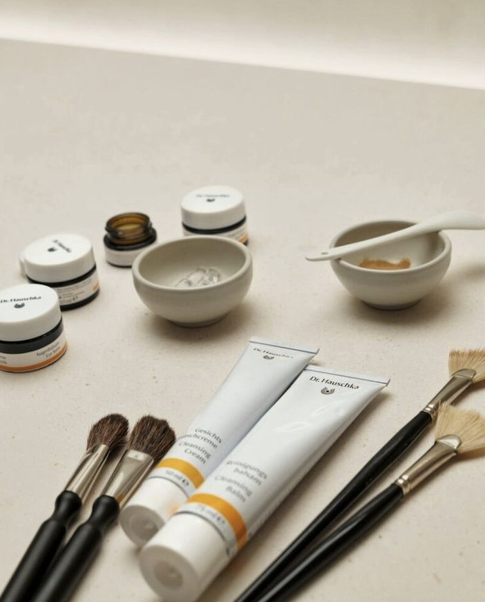 dr-hauschka-treatment-preparation-brushes-creams-ceramic-bowls