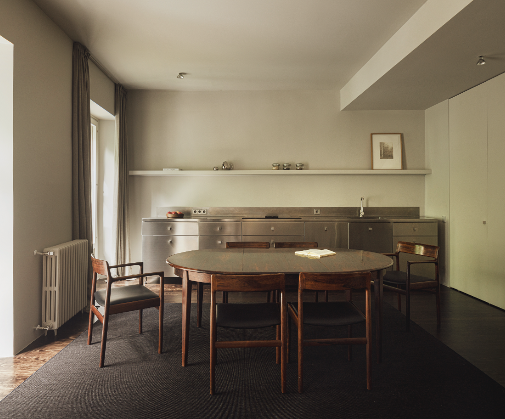 boulevard-6-kitchen-dining-area-johannes-andersen-cfc-silkeborg-stainless-steel-ortega-diago
