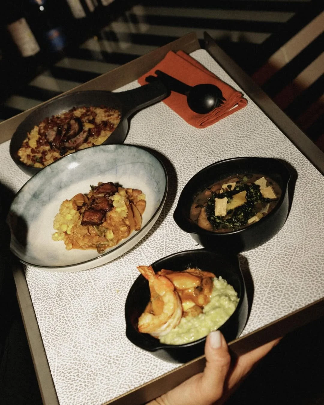 shared-plates-evening-dining-moody-restaurant-lighting