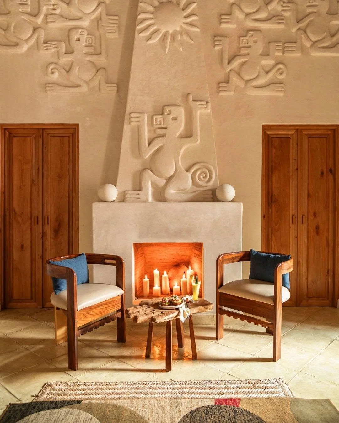 La-Valise-Fireplace.jpg