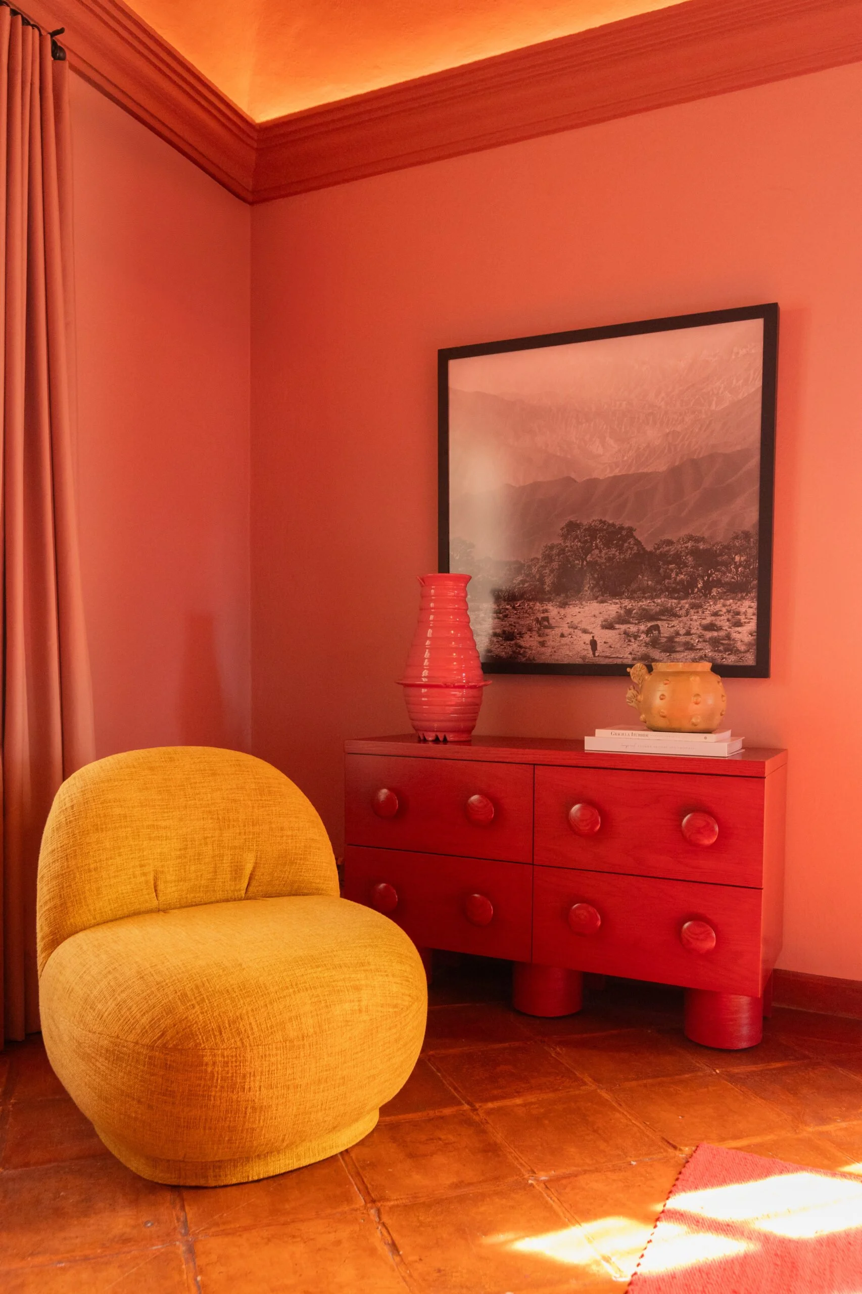 Casa-Coa-Dresser-Chair.jpg