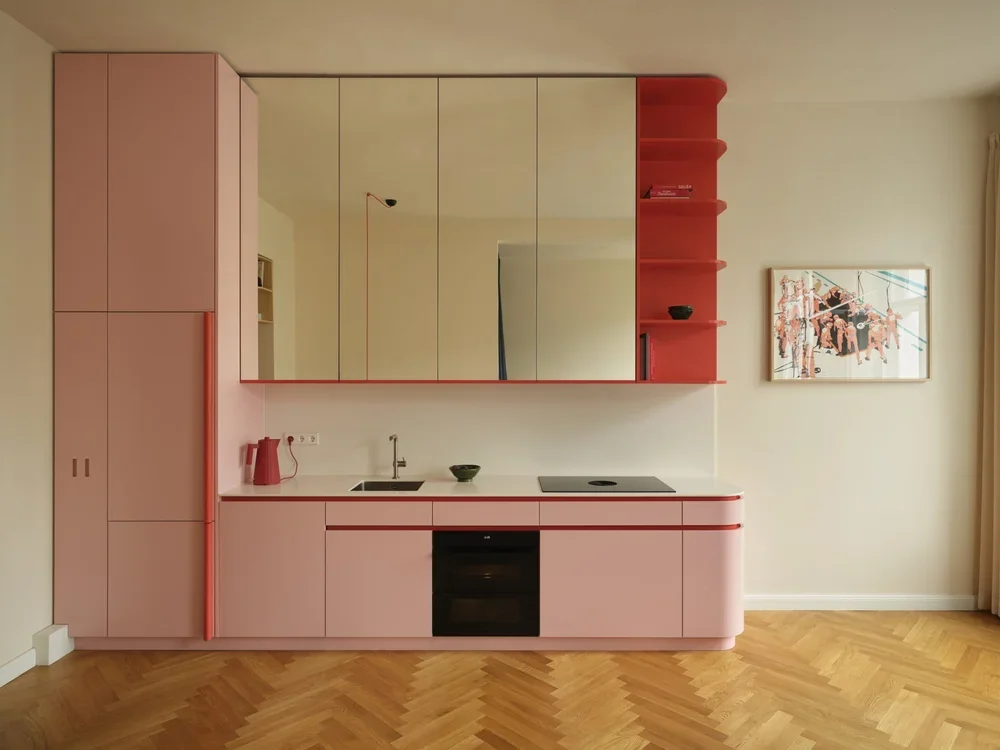 pink-panther-jaell-tofta-kitchen-berlin-apartment-colour