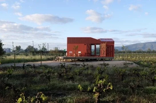 kasawoo-the-root-cabin-far.jpeg