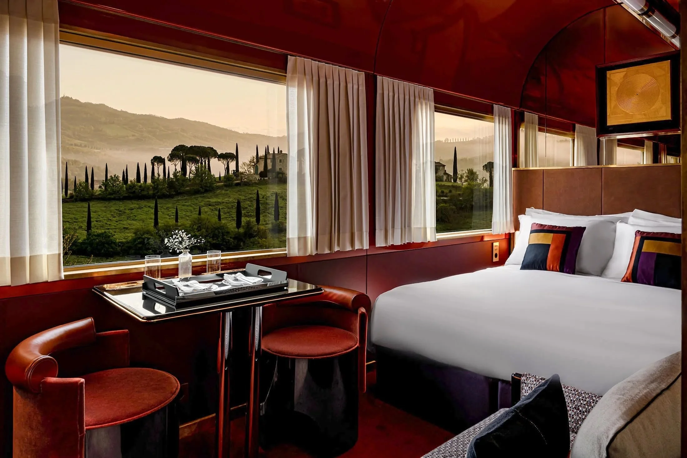 Extraordinary Bedroom Interiors Around the World: Interior Design Ideas &amp; Inspiration