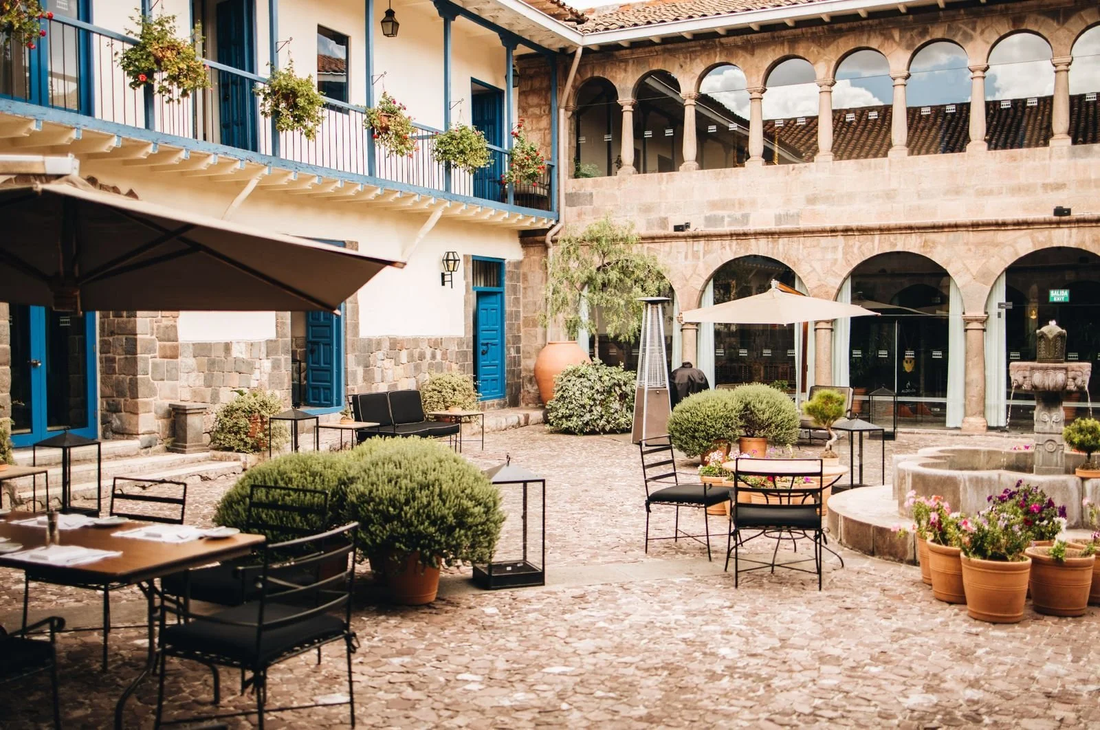palacio-del-inka-cusco-courtyard.jpg
