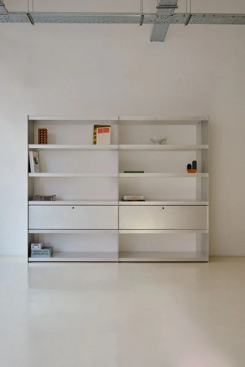 COW_Plie_Bookshelves_WEB_100 (1).jpeg
