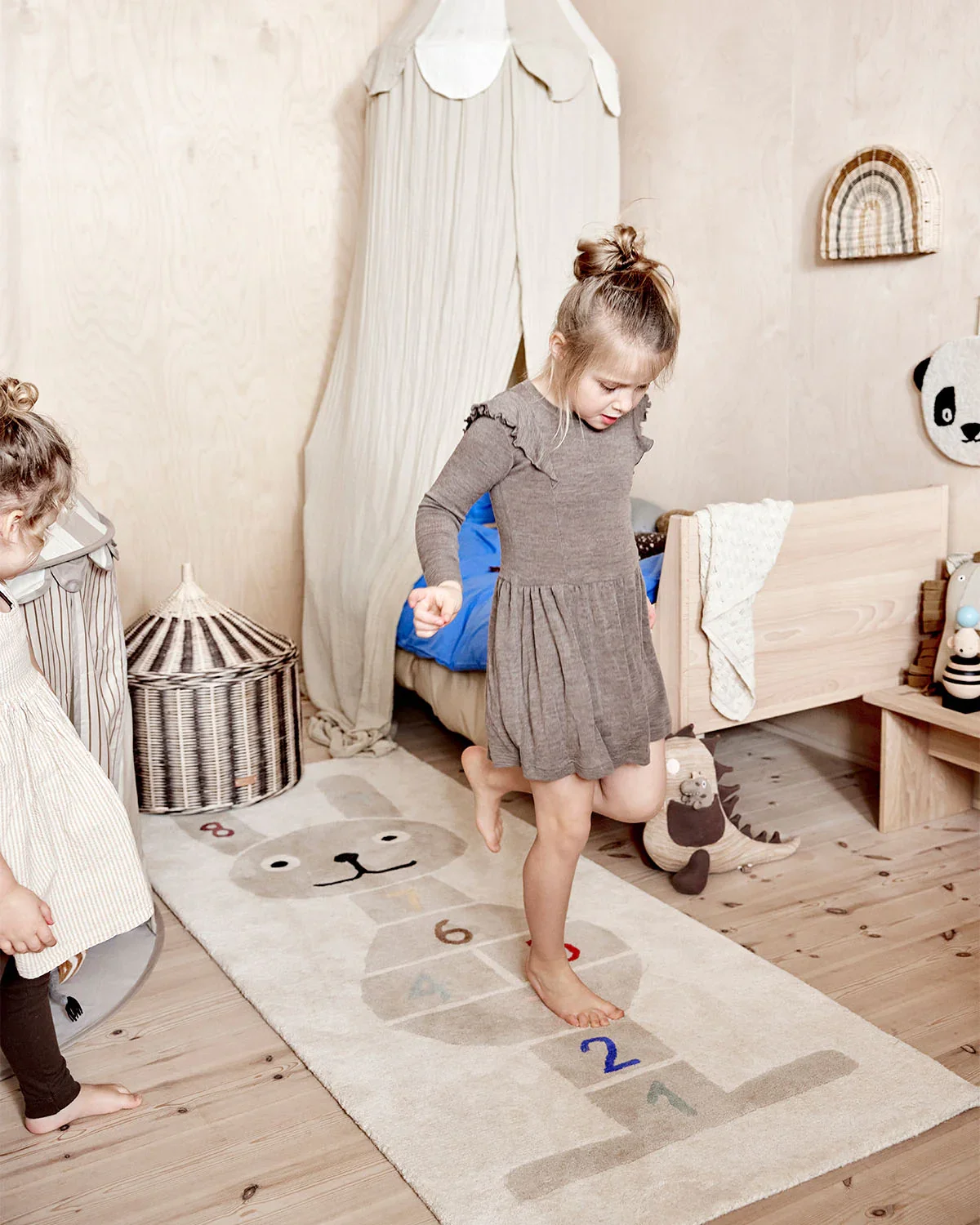 oyoy-living-design-kids-rug.webp