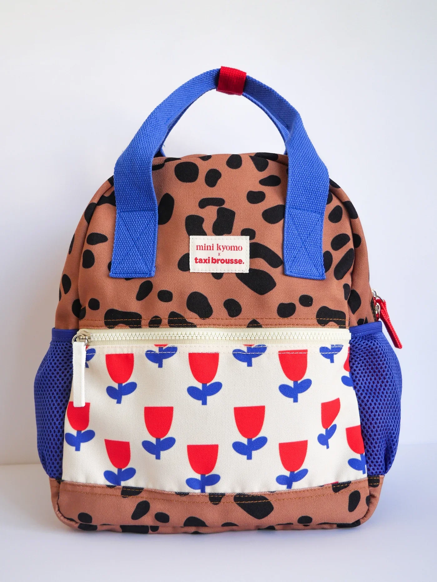 mini-kyomo-x-taxi-brousse-backpack2.webp