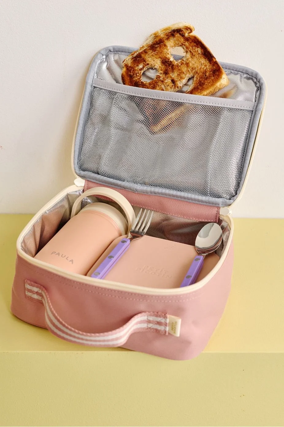 gonzague-le-lunch-bag copy.jpg