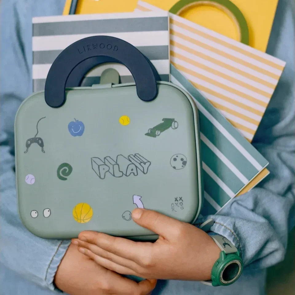 foldable-lunchbox-liewood-blue.webp