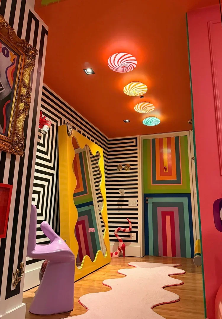 vetro-murano-lamp-bold-expressive-interior-handcrafted-glass-colour