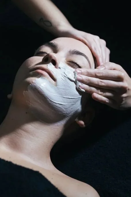 ines-rebelo-atelier-facial-amoreiras-lisbon-precision-skincare-clinic