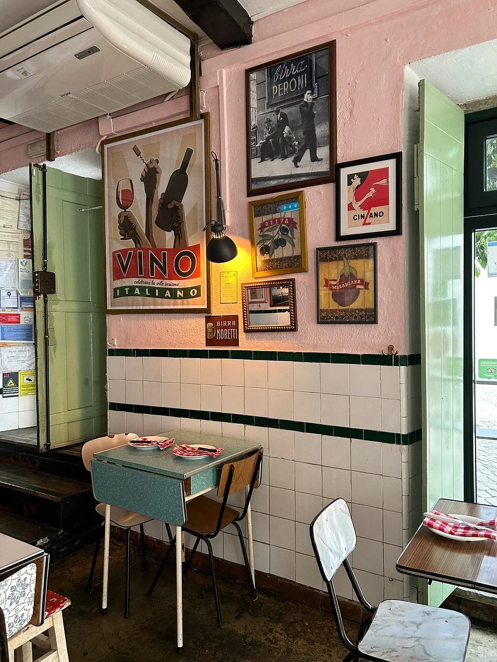 osteria-cucina-di-amici-madragoa-lisbon-italian-restaurant-interior