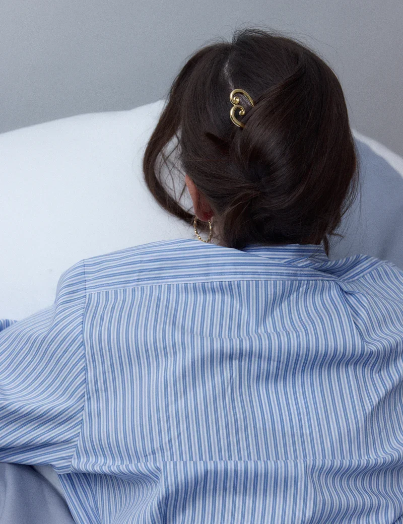 louise-damas-les-volutes-gold-hair-pin-twisted-bun-hair-accessory