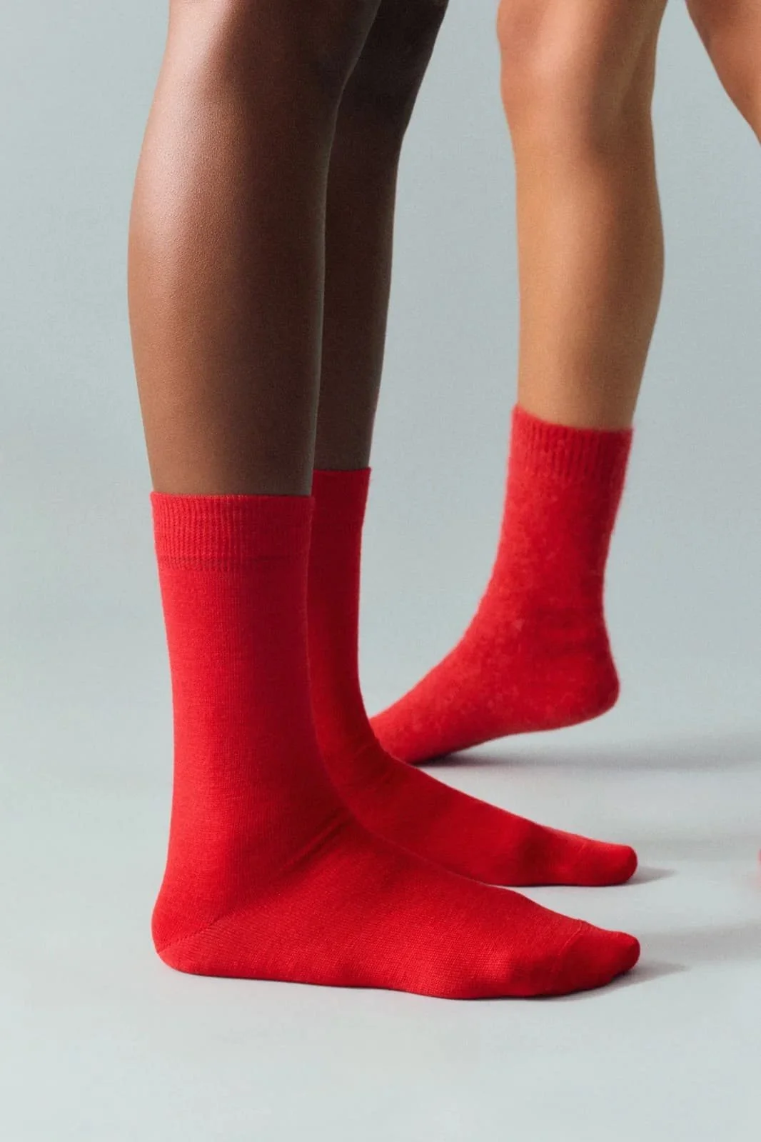 Pairs_25Jul_Merino-PostboxRed-MERREDS25-4.jpg