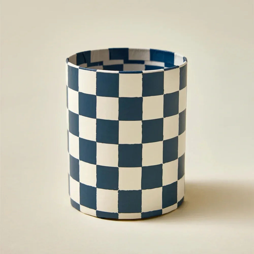 cyrillus-pencil-holder-checkered.webp
