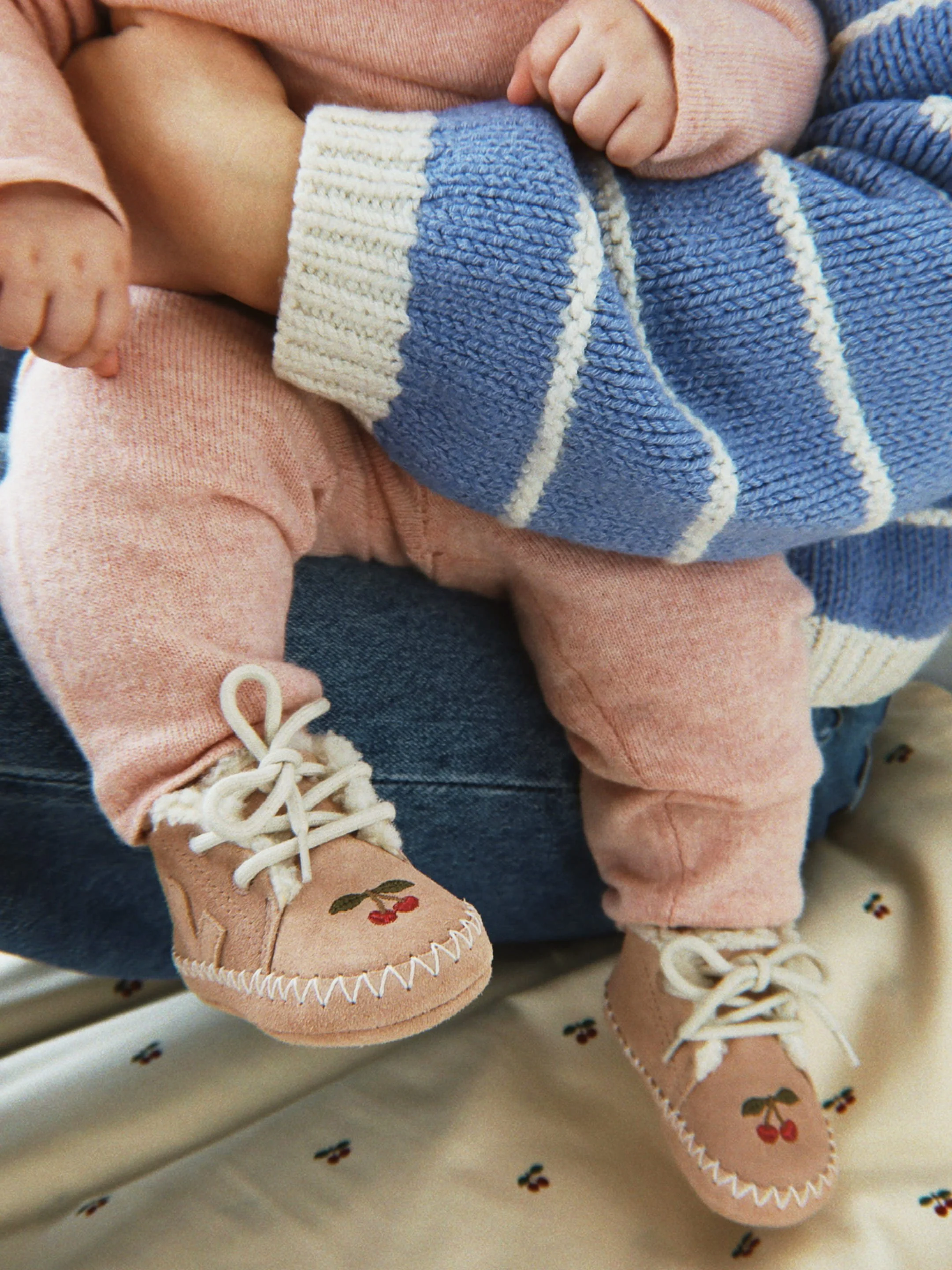 VEJA_AW26_KIDS_KONGES_POST_16.jpg