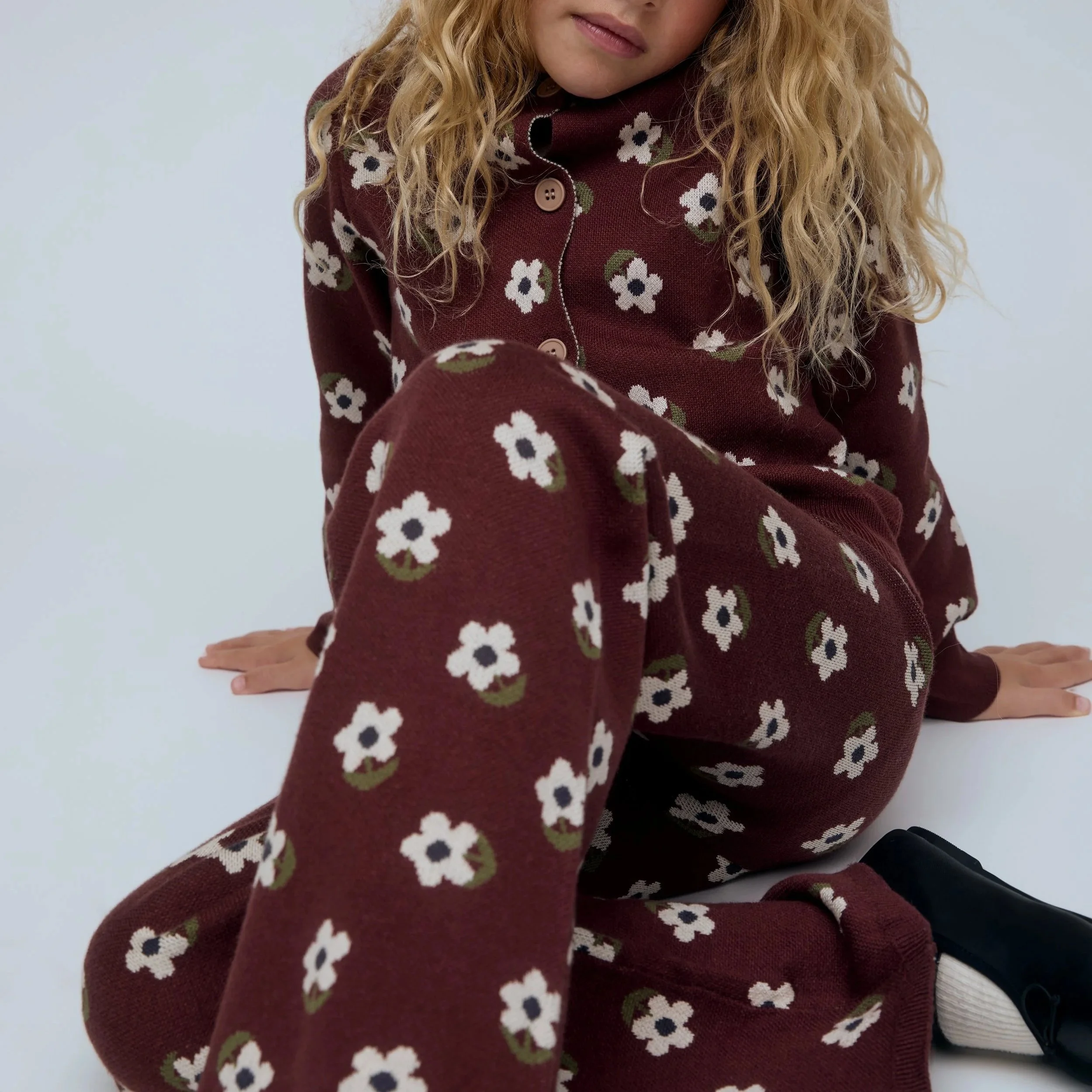 CF MINI FW26_lookbook_63M10205_03.jpg