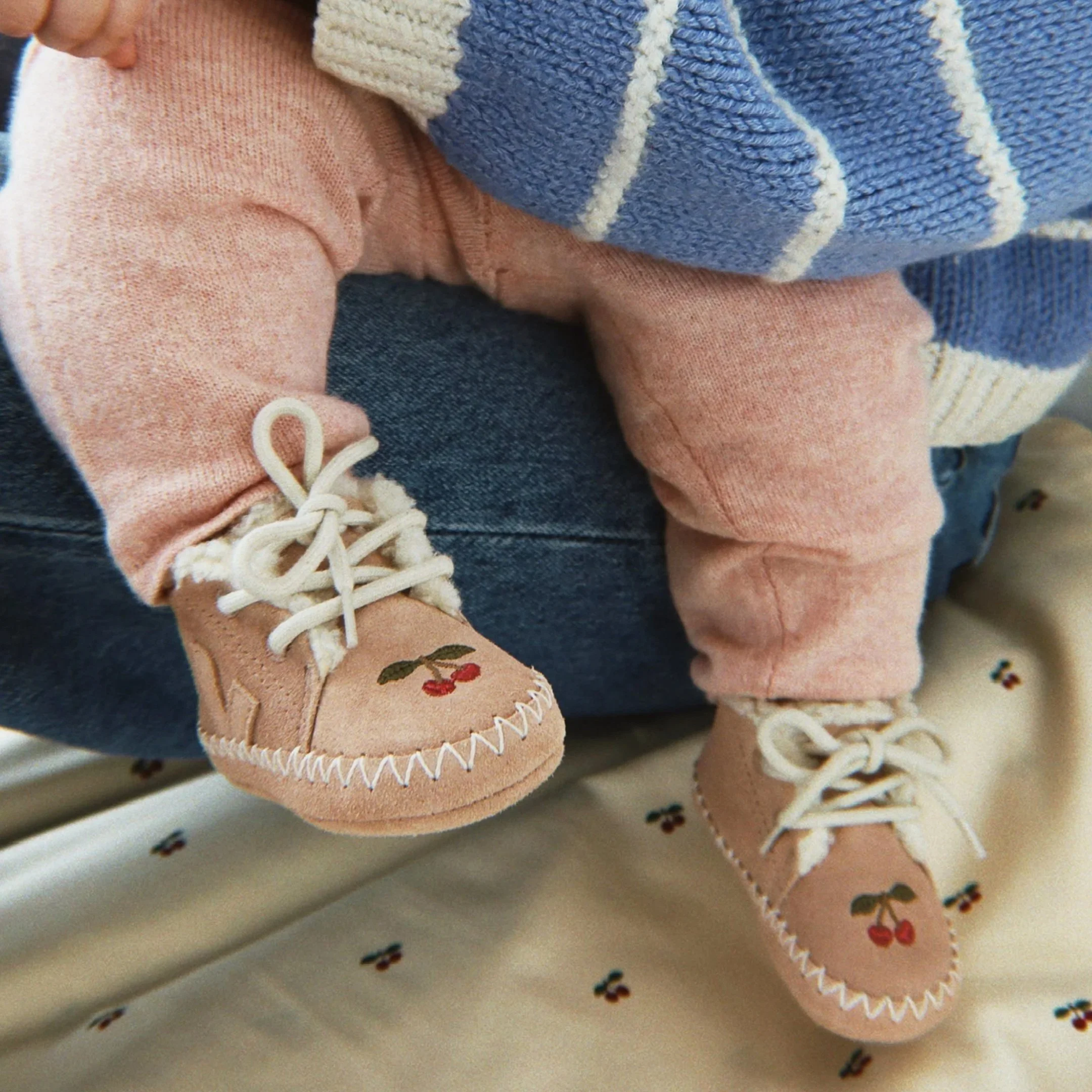 VEJA_AW26_KIDS_KONGES_POST_16.jpg