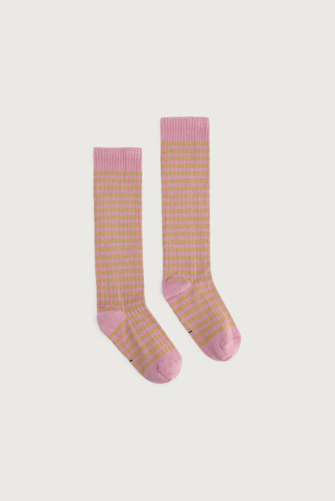 GrayLabel-ACC004-549-LongRibbedSocks-BubbleGum-Cookie_Front.webp