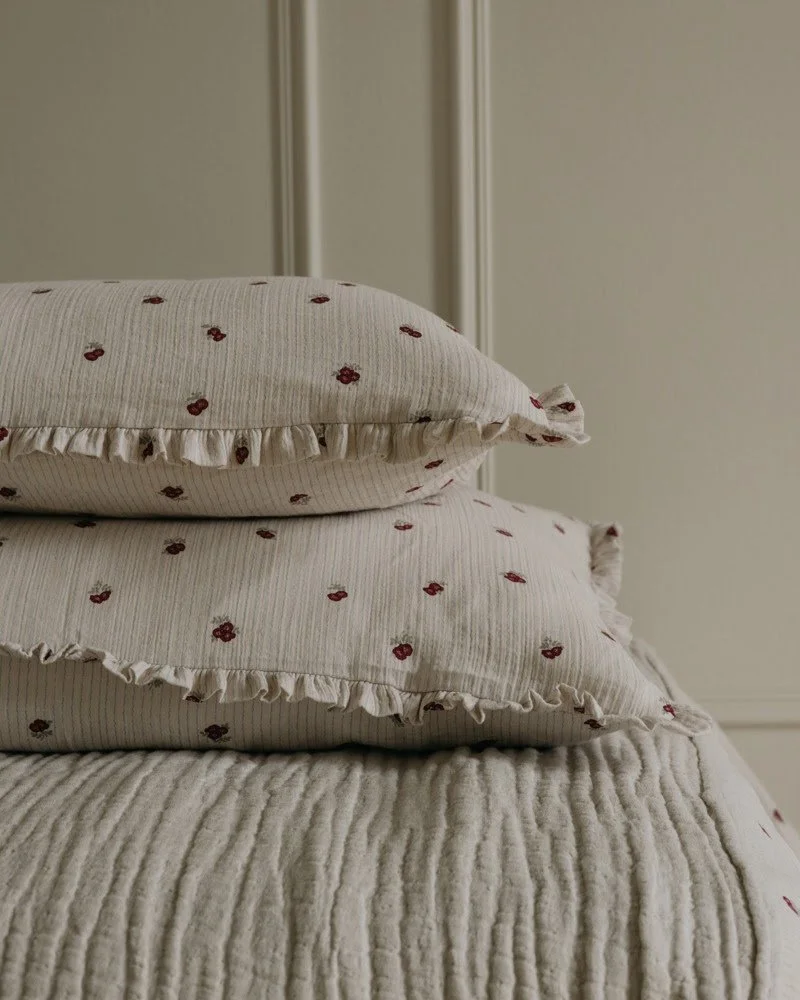 rosehip-bed-set-garbo-and-friends.jpg