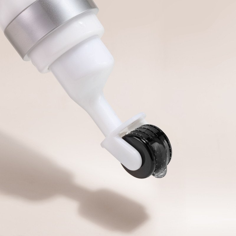 clear-purifying-serum-integrated-roller.jpg