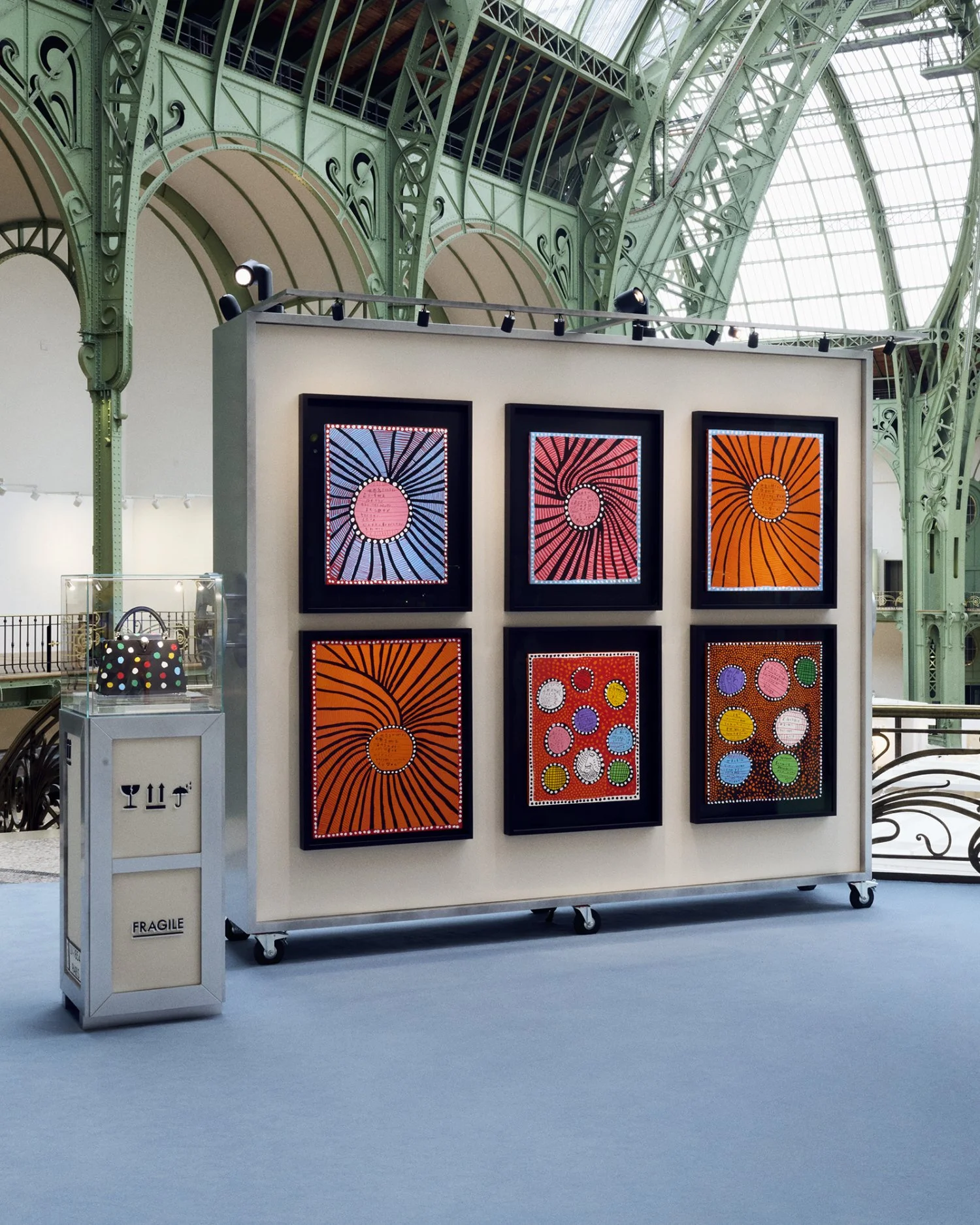 Louis-Vuitton-booth-Art-Basel-Paris-2026-©-Ophelie-Maurus-Louis-Vuitton-Malletier-2.jpg