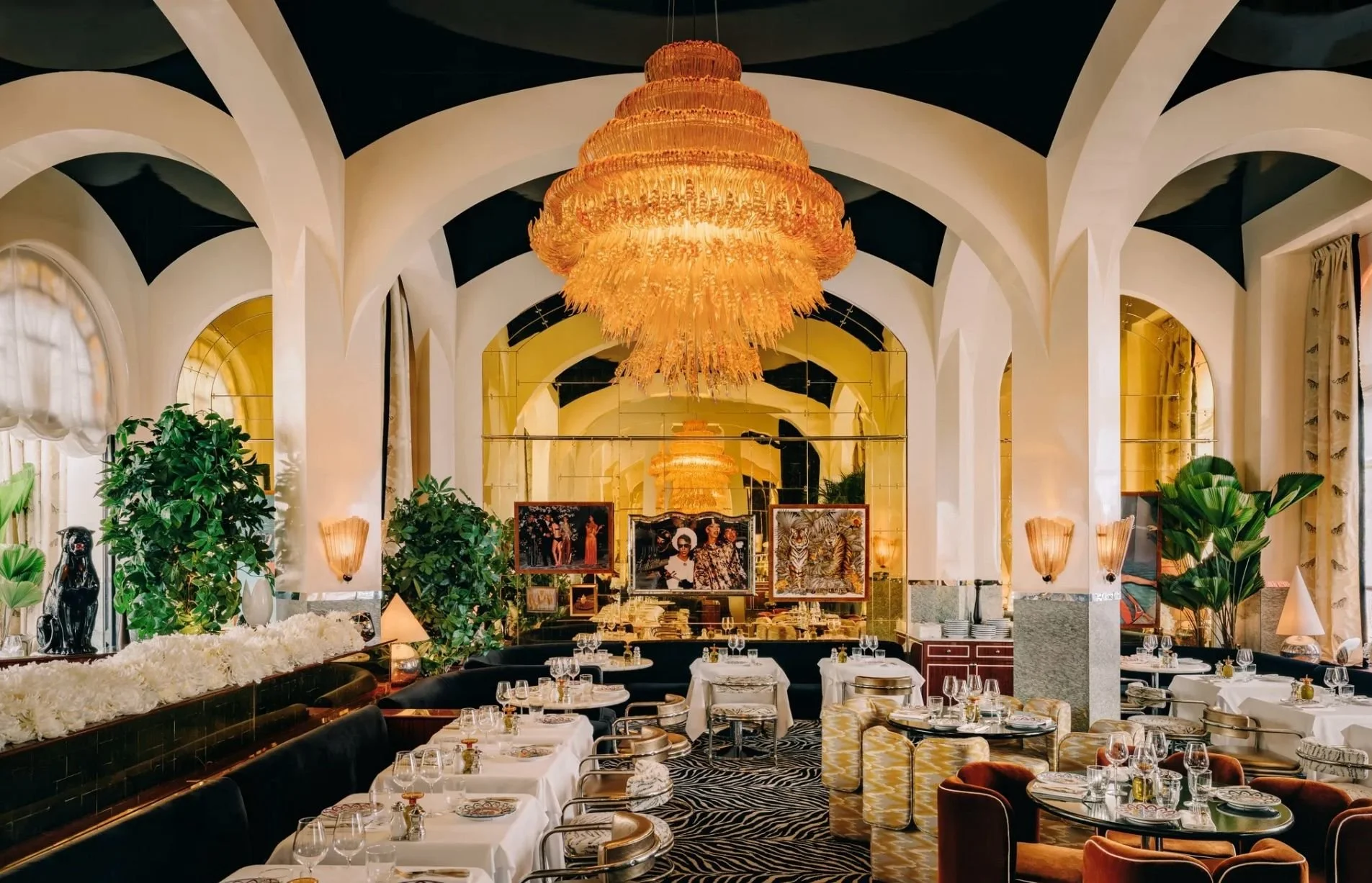 An Italian Restaurant in Paris, Gloria.