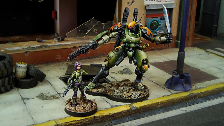 280710-0365-scarface-and-cordelia-mercenary-armored-team_1.jpg