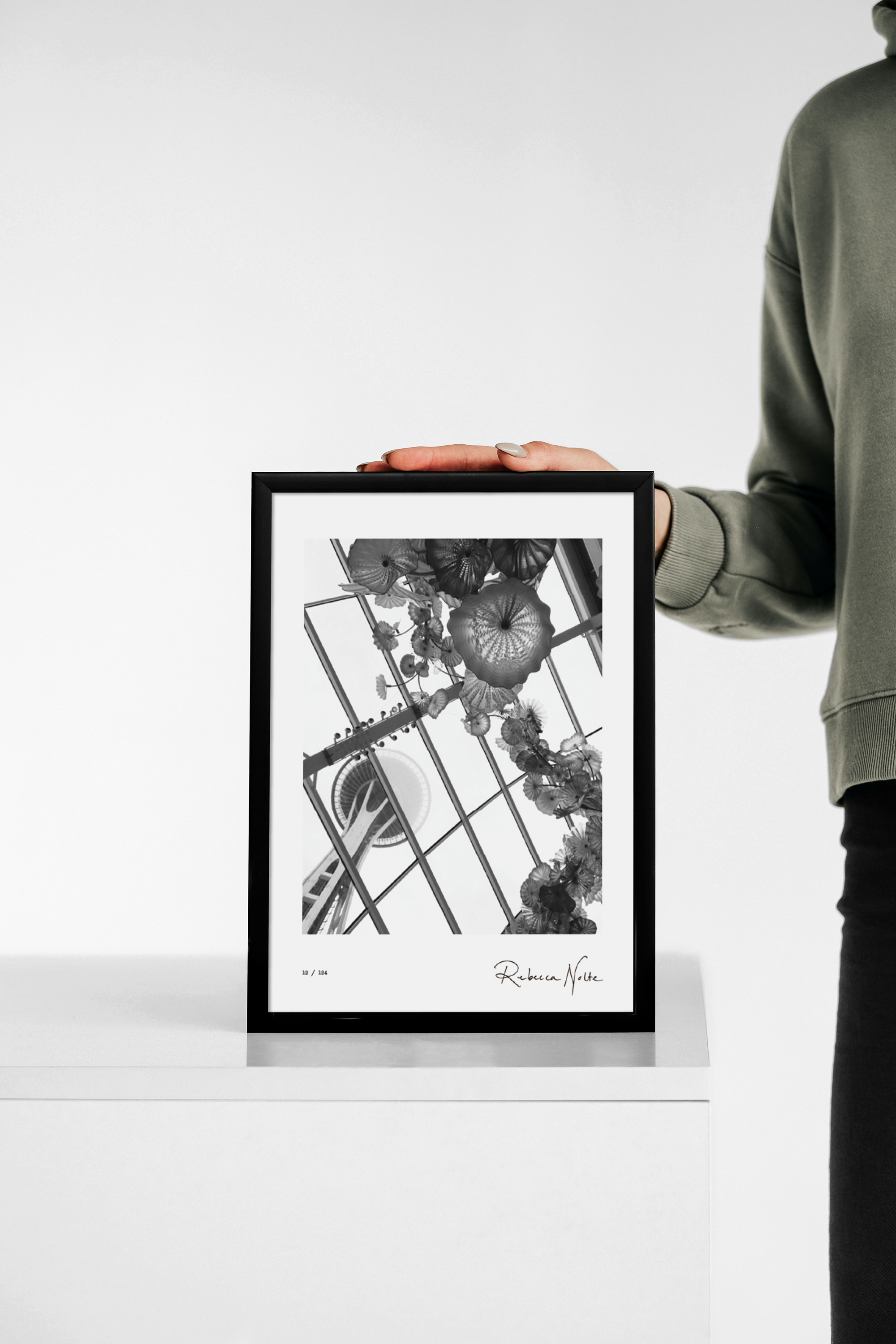 Holding-Frame-Print-4.png