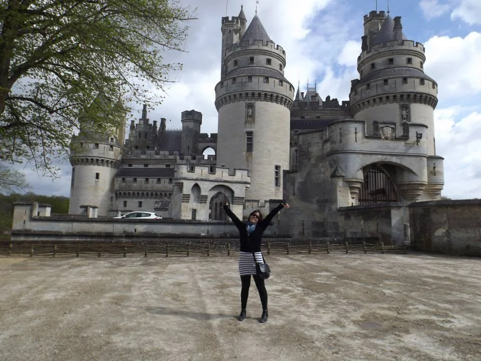 Bronwyn Eley, in front of Château de Pierrefonds, France