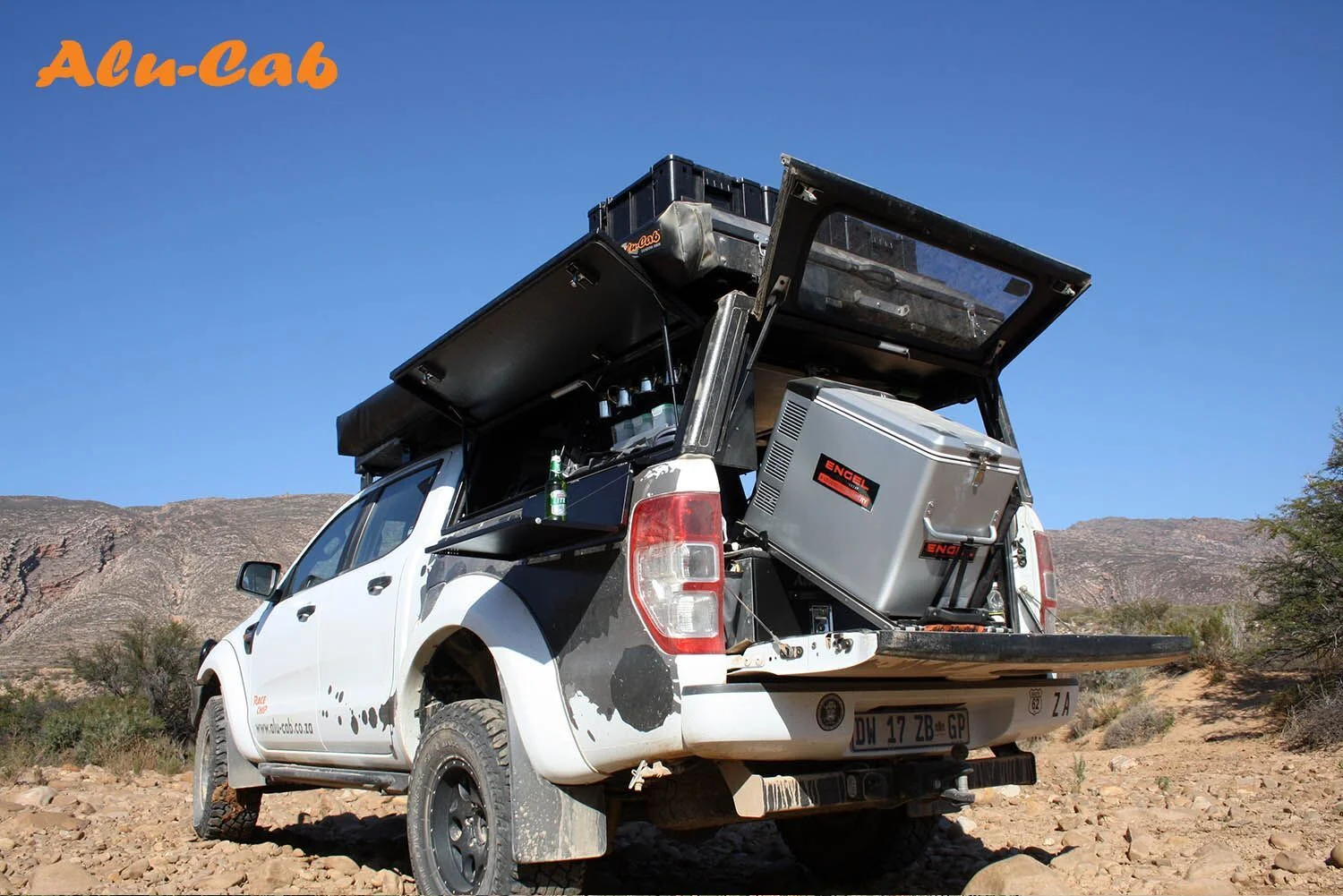 alu-cab_exp_rtt_awning__ford_ranger_with_canopy_kitted_-_01_preview.jpeg