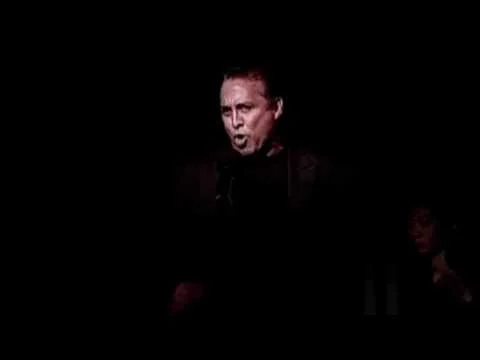 Chattanooga Choo Choo performed by Hechter Ubarry
