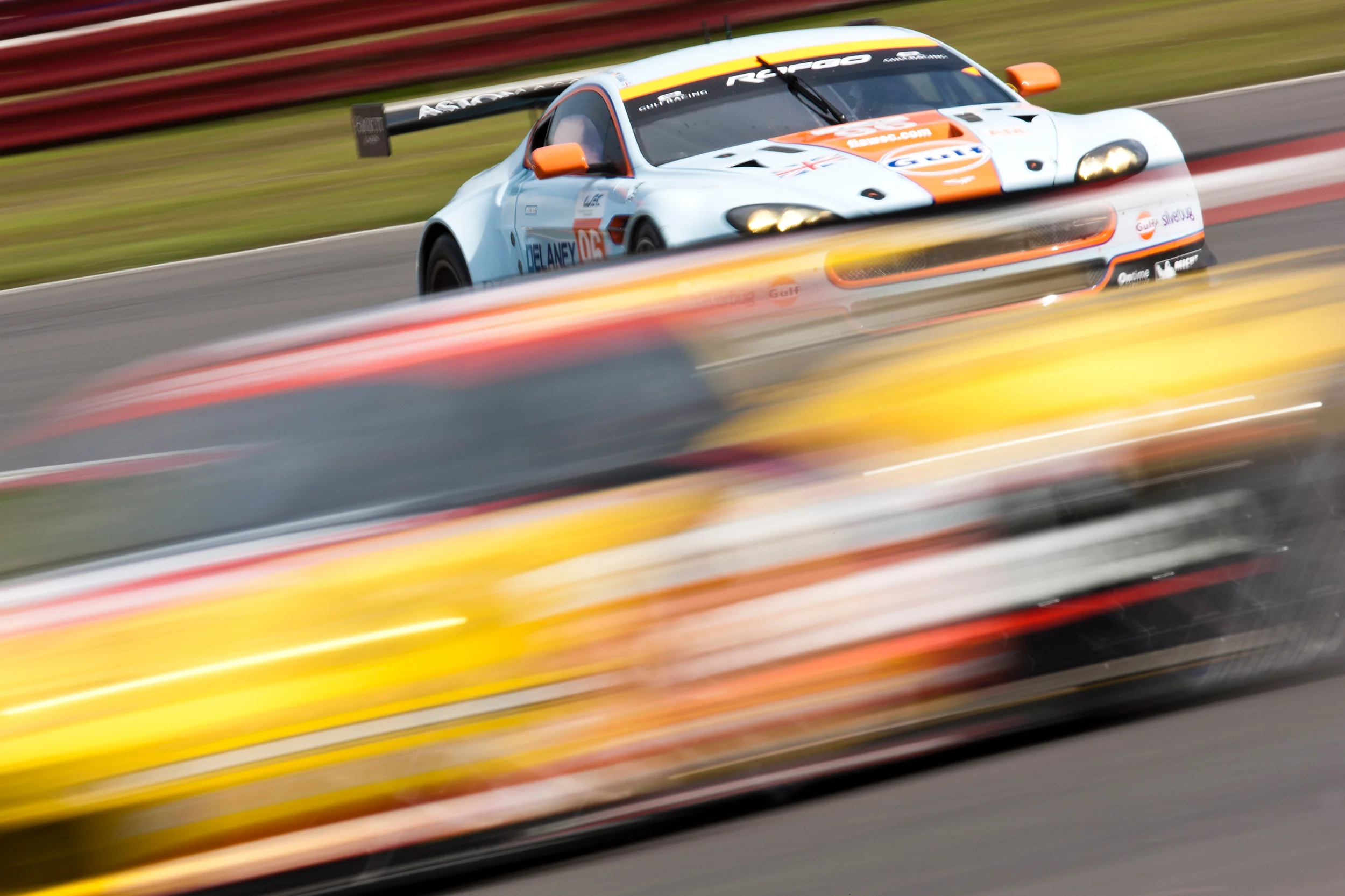 Stuart Hall, Aston Martin Vantage