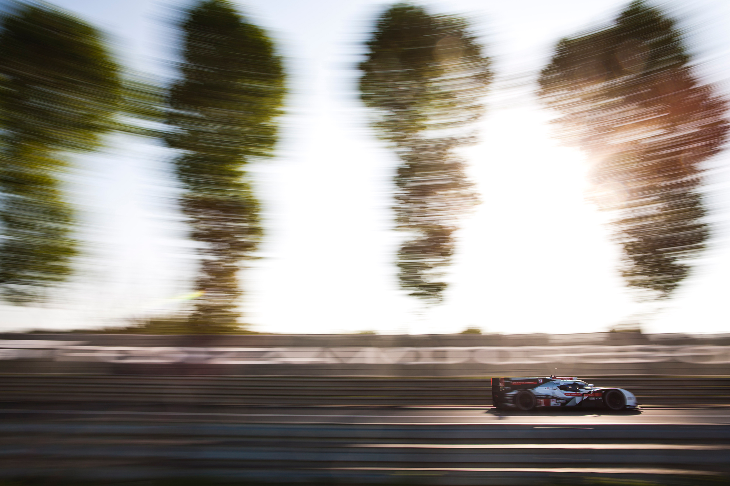 Tom Kristensen Audi R18 E-Tron Quattro