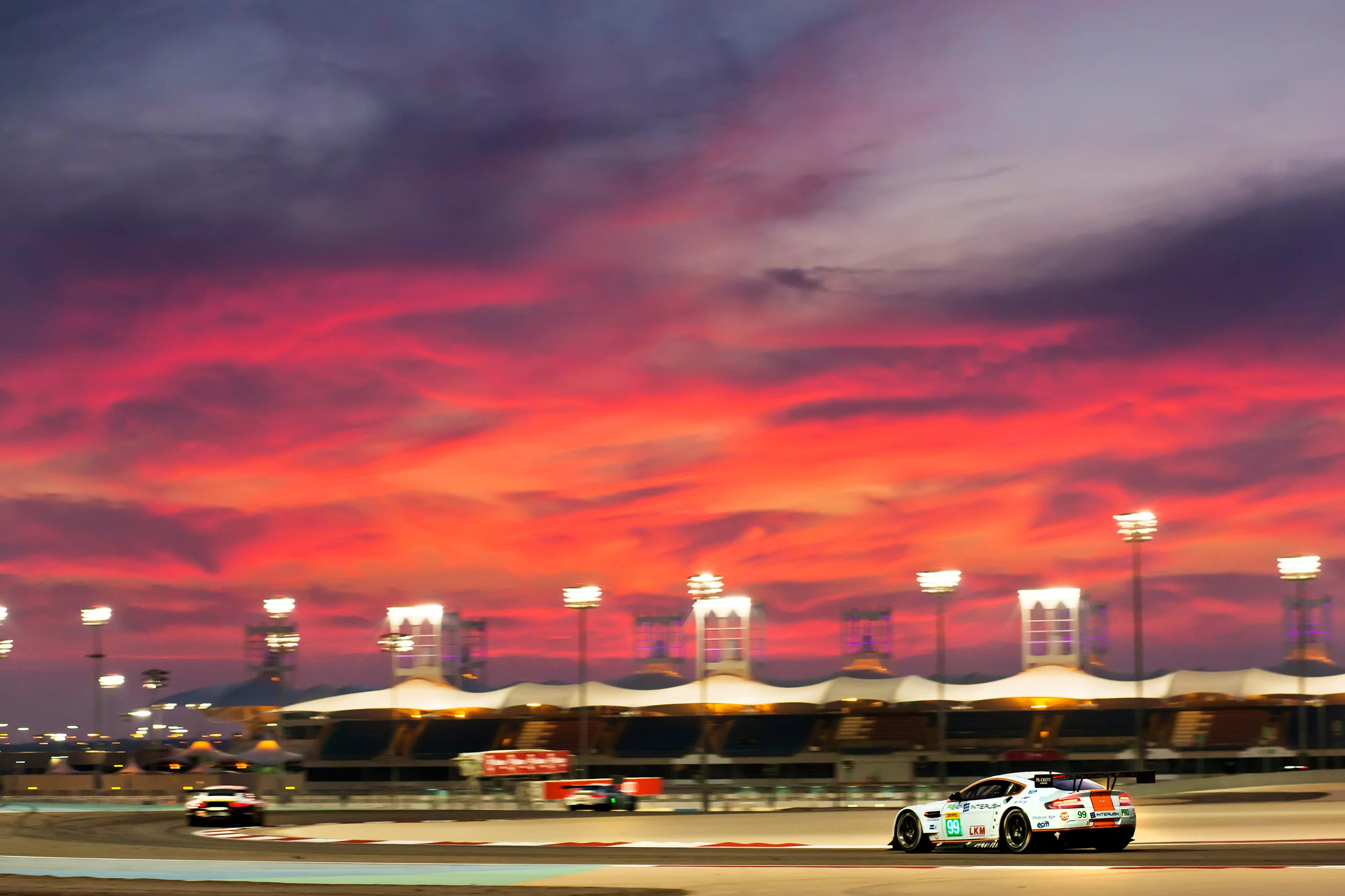 Fernando Rees, Aston Martin Vantage