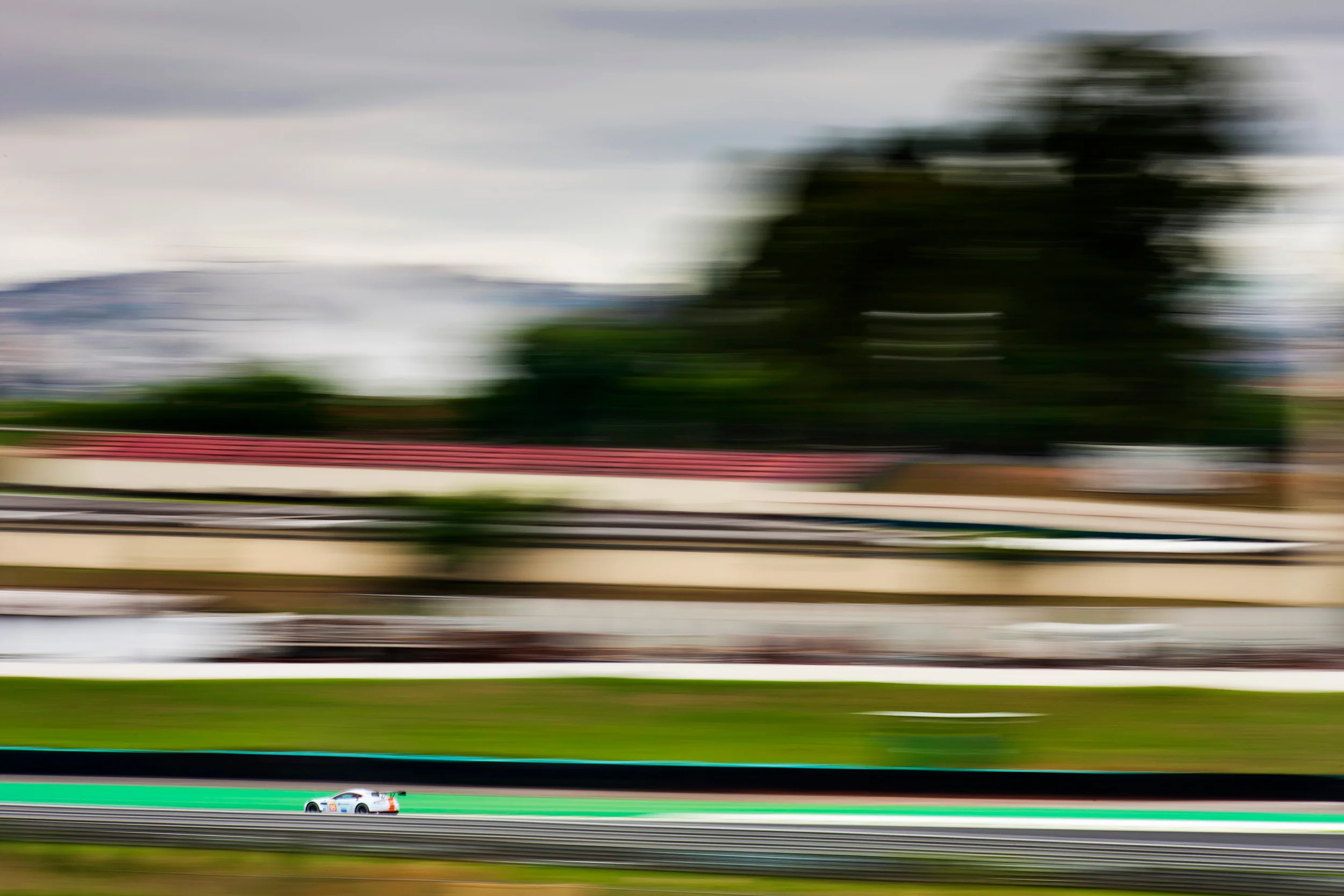 Kristian Poulsen, Aston Martin Vantage