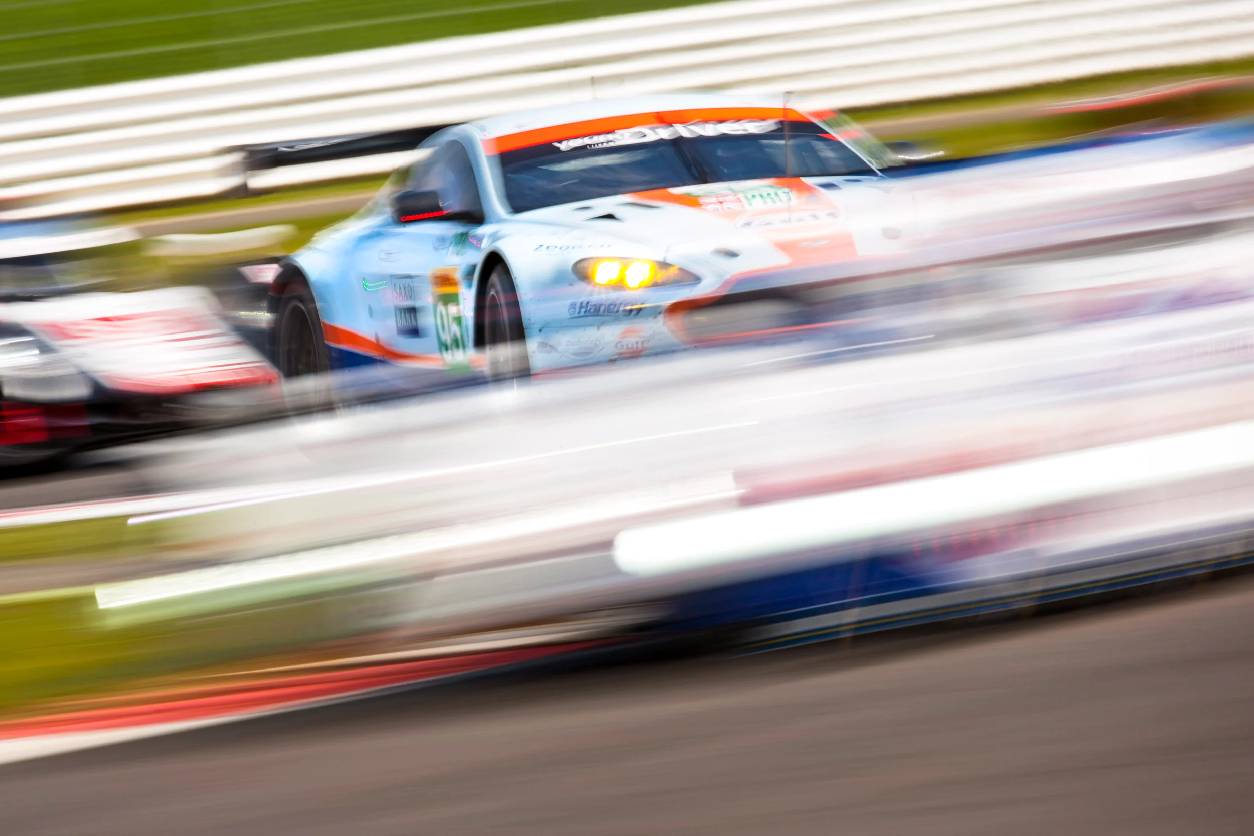 Nicki Thiim, Aston Martin V8 Vantage