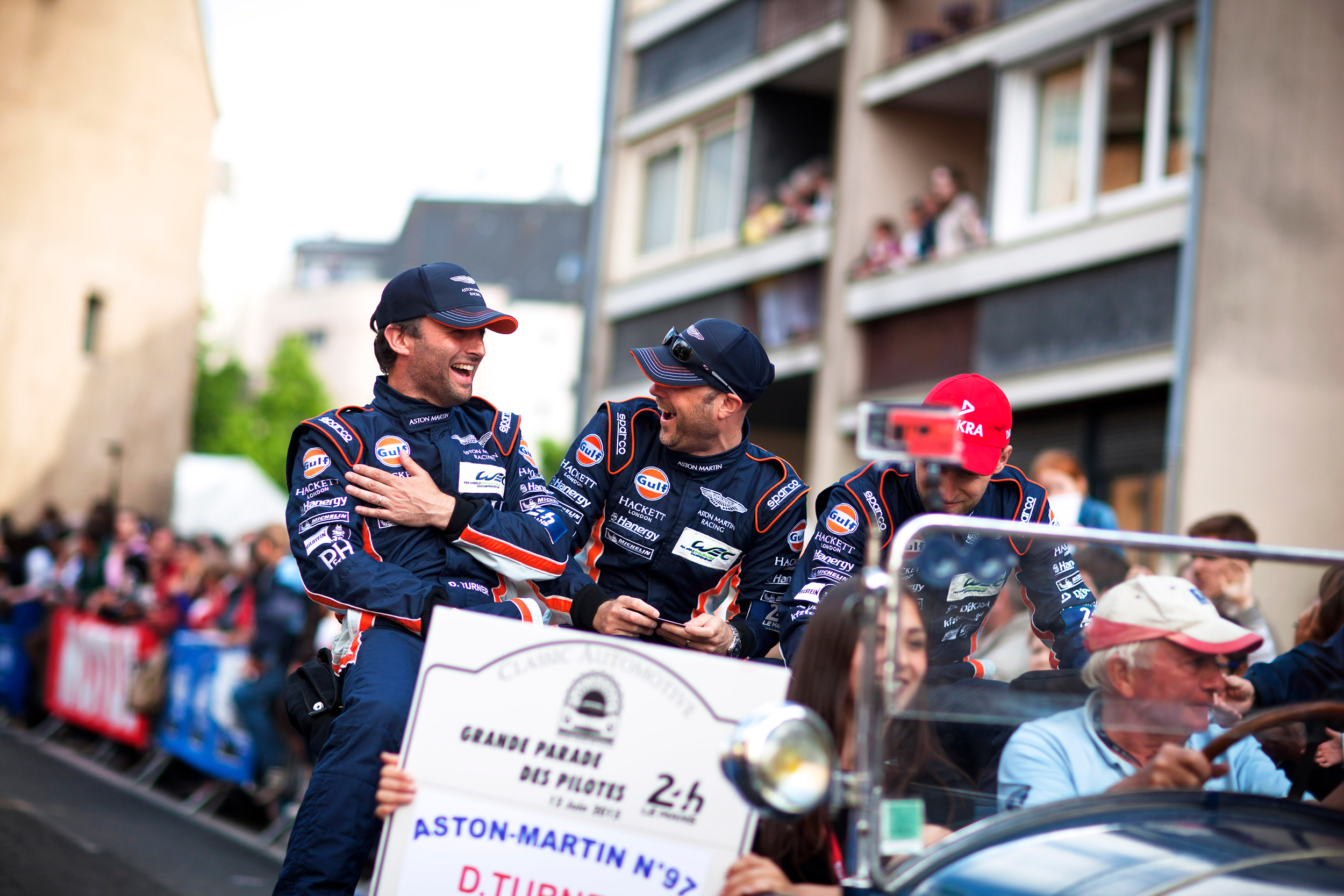 Darren Turner and Rob Bell at the drivers parade